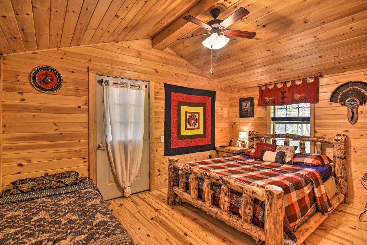 Pet-Friendly Semper Fi Cabin With Fire Pit! Villa Parsons Luaran gambar